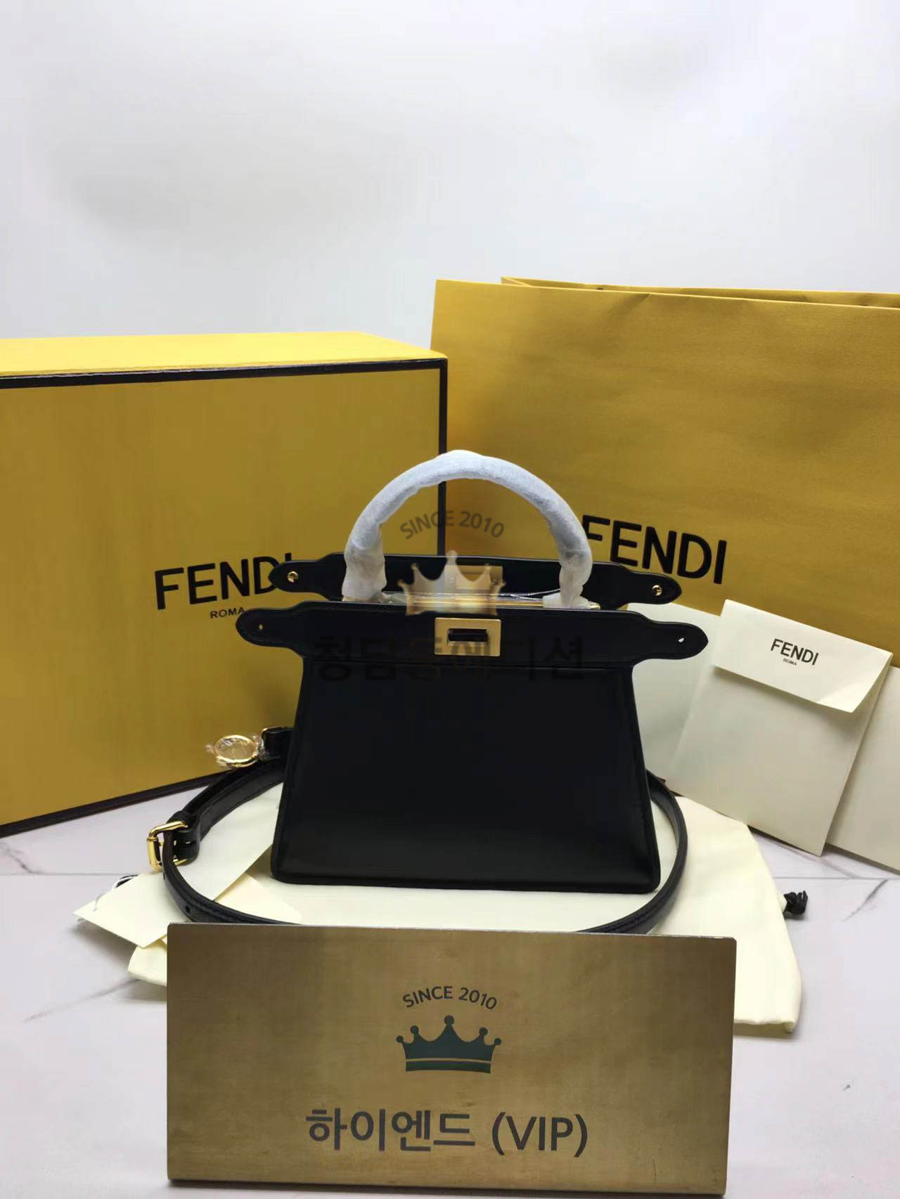 펜디 피카부 I SEE U 쁘띠 80062