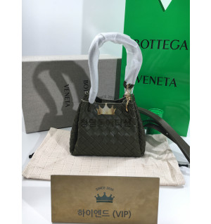 보테가베네타 숄더백 파라슈트 안디아모 스몰 796569 (컬러 올리브)