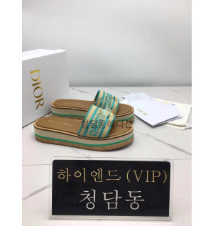 디올 슬리퍼