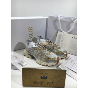 디올 크로노 스니커즈