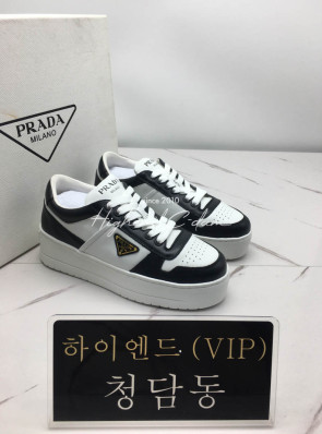 프라다 스니커즈