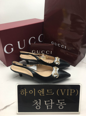 구찌 홀스빗 슬링백 (4.5cm)