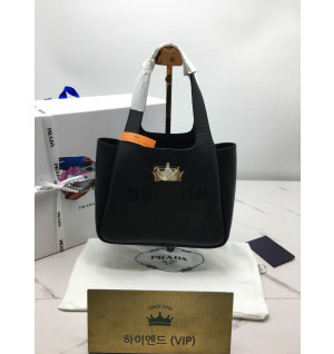 프라다 가죽 핸드백 삼각로고 1BG335