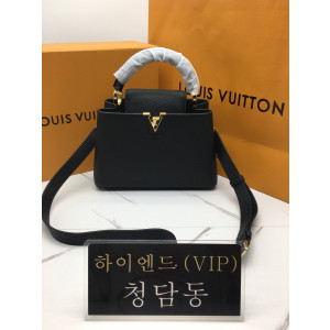 루이비통 카퓌신 BB M24728 (renewal ver.) (내부안감 블랙)