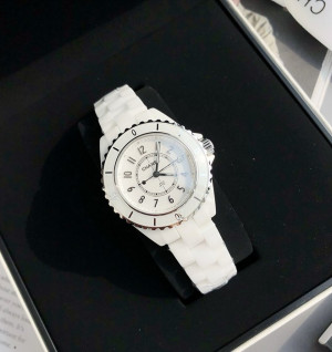 샤넬 J12 (33mm)