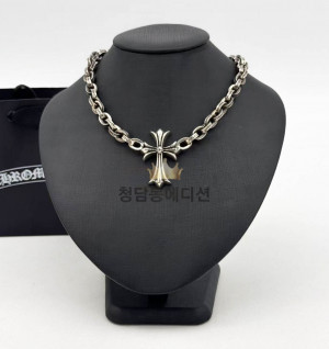 크롬하츠 십자가 크로스볼 체인 목걸이
