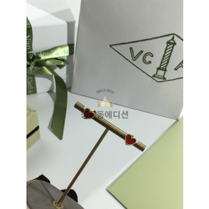 반클리프 카넬리언 하트 귀걸이 옐로우골드