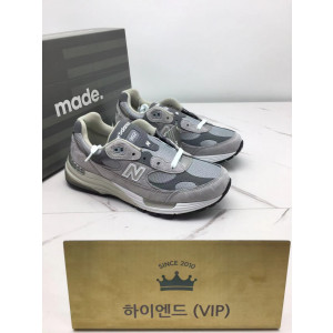 (1675141856) 뉴발란스 nb 992 스니커즈 사이즈 250 (여성)