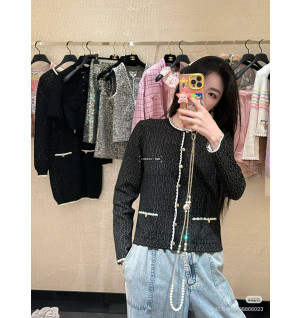 샤넬 배색 라인 트리밍 니트 가디건