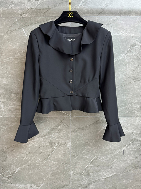 샤넬 러플 카라 블라우스