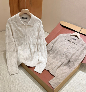 로로피아나 리브 칼라 펀칭 니트 가디건