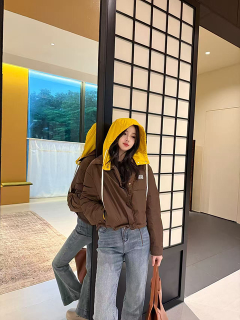 미우미우 후드 패딩 자켓