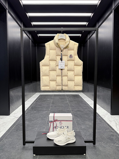 몽클레어 구스다운 패딩 베스트 (남성용) (3COLOR)