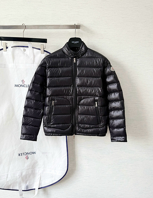 몽클레어 모리슨 라이트 다운 자켓 (남성용) (3COLOR)