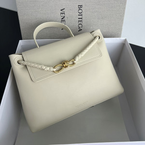 보테가베네타 미디엄 차오 차오 817231