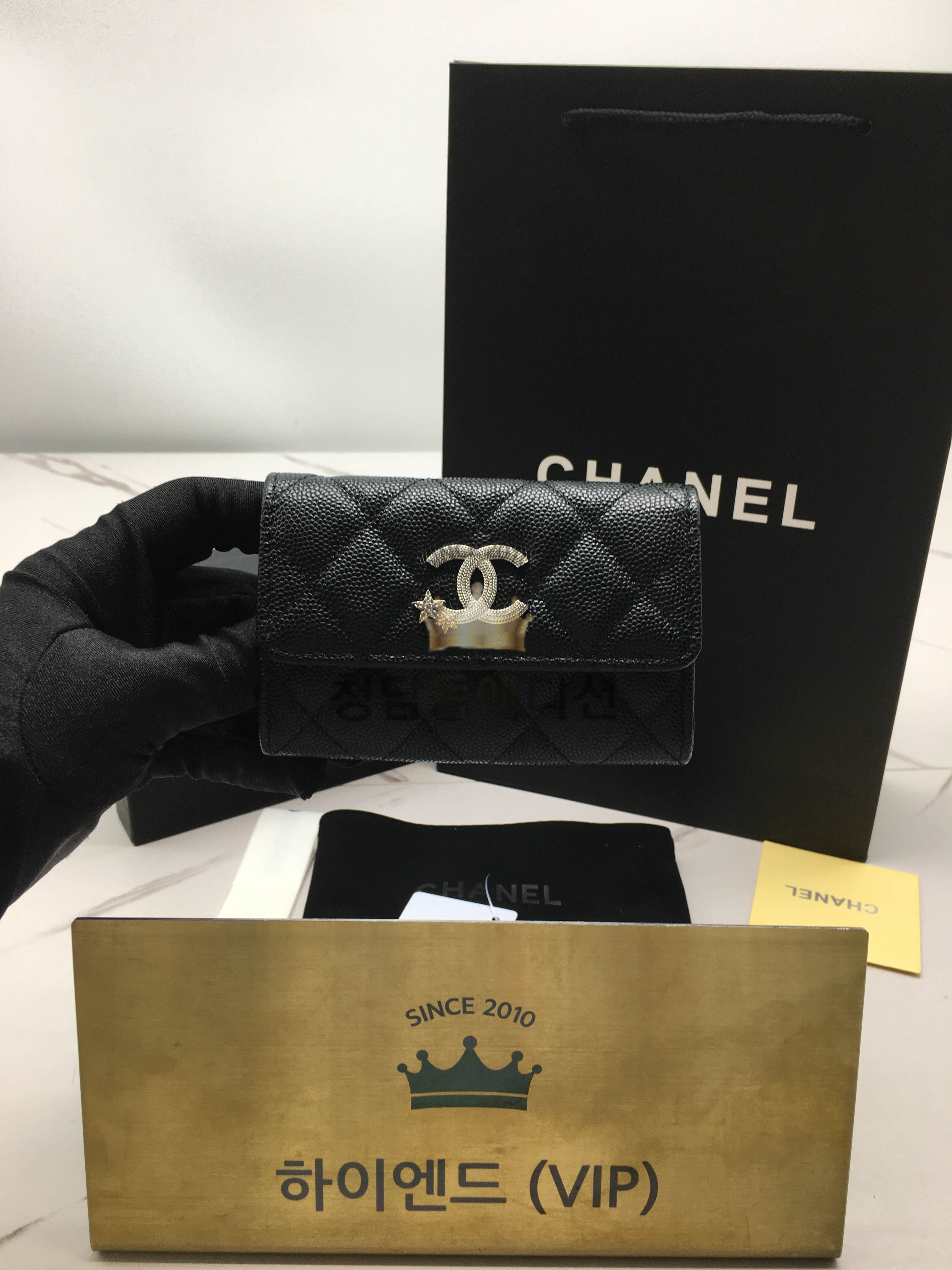 샤넬 25B CC 별 로고 캐비어 카드지갑 (컬러 블랙)