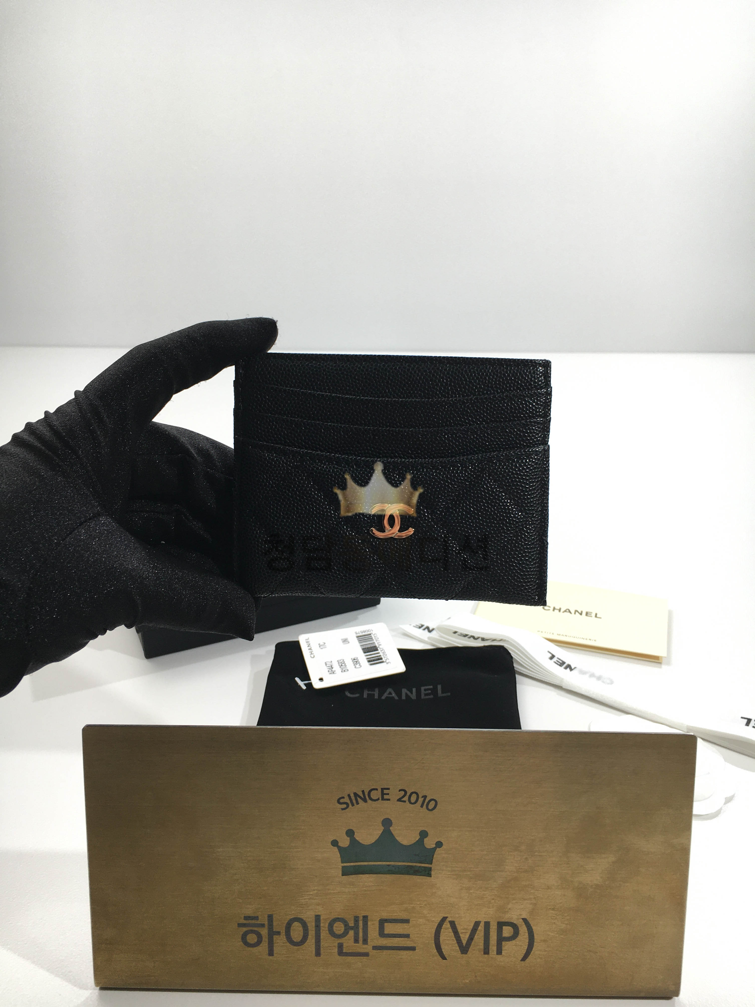 샤넬 25S 캐비어 카드홀더 (컬러 블랙 금장)