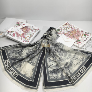 디올 뜨왈드주이 캐시미어 머플러