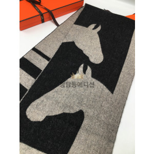 에르메스 H 카사크 러브스토리 캐시미어 머플러