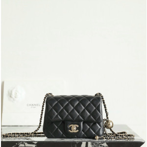 샤넬 25K 라이트 골드볼 쁘띠삭 플랩백