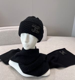 샤넬 캐시미어 CC 로고 비니 & 머플러