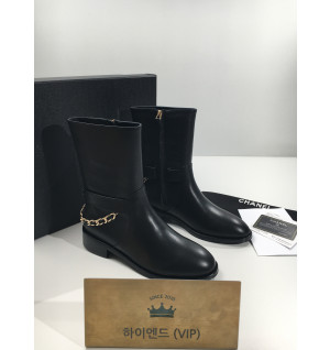 (1717236351) 샤넬 부츠 250 / 39 사이즈