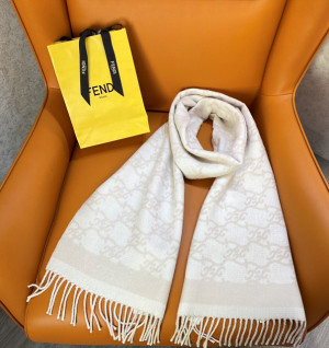 펜디 FF 로고 머플러