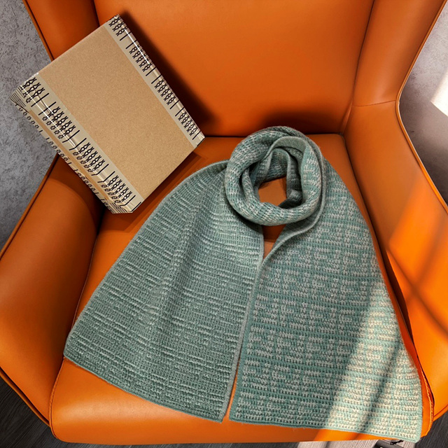 펜디 FF 로고 니트 머플러