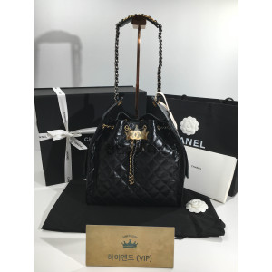 샤넬 25B 크루즈 뉴 호보백그레인드 카프스킨 미디움 (블랙 체인) (25백)