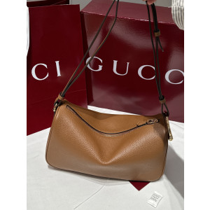 구찌 하프 홀스빗 레더 미디엄 숄더백 860787