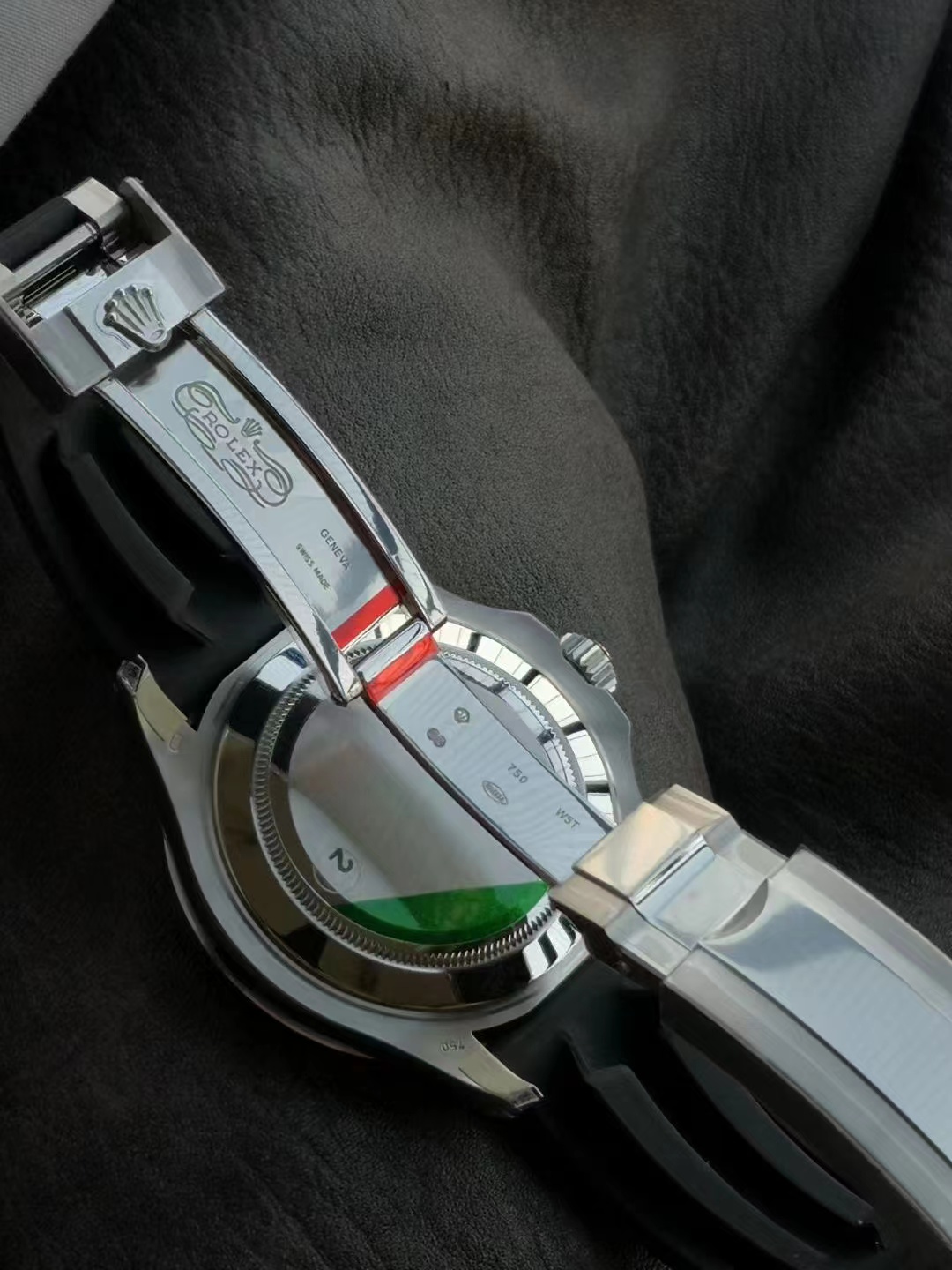 로렉스 요트마스터 42mm 화이트골드 블랙다이얼 226659