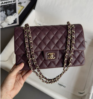 샤넬 클래식 캐비어 미디움 25.5cm (컬러 딥버건디)