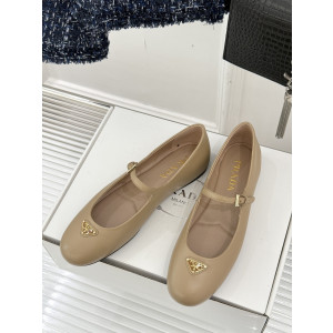 프라다 삼각로고 메리제인 페이턴트 레더 발레리나 플랫 슈즈 1F793N