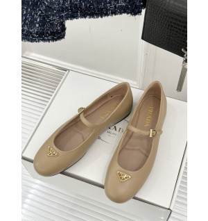 프라다 삼각로고 메리제인 페이턴트 레더 발레리나 플랫 슈즈 1F793N