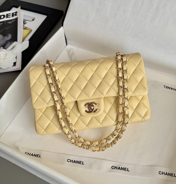 샤넬 클래식백 램스킨 미디움 25.5cm