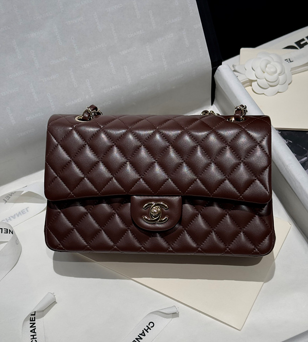 샤넬 클래식백 램스킨 미디움 25.5cm