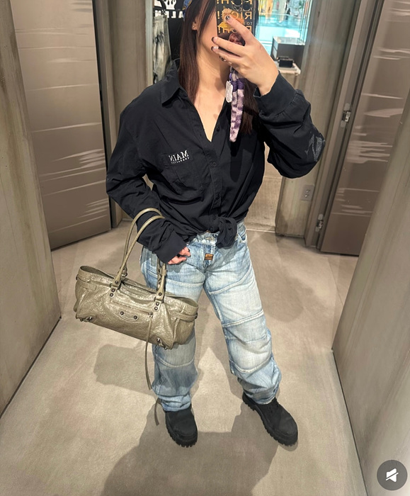 발렌시아가 르 시티 백 이스트 웨스트