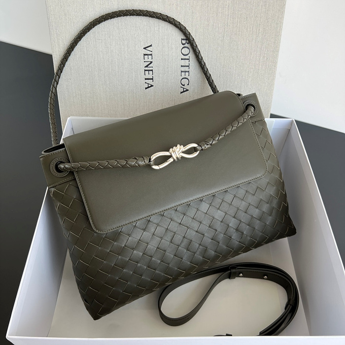 보테가베네타 미디엄 안디아모 메신저 807715