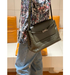 보테가베네타 미디엄 안디아모 메신저 807715