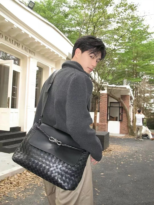 보테가베네타 미디엄 안디아모 메신저 807715 (컬러 블랙)