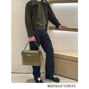 보테가베네타 미디엄 안디아모 메신저 807715