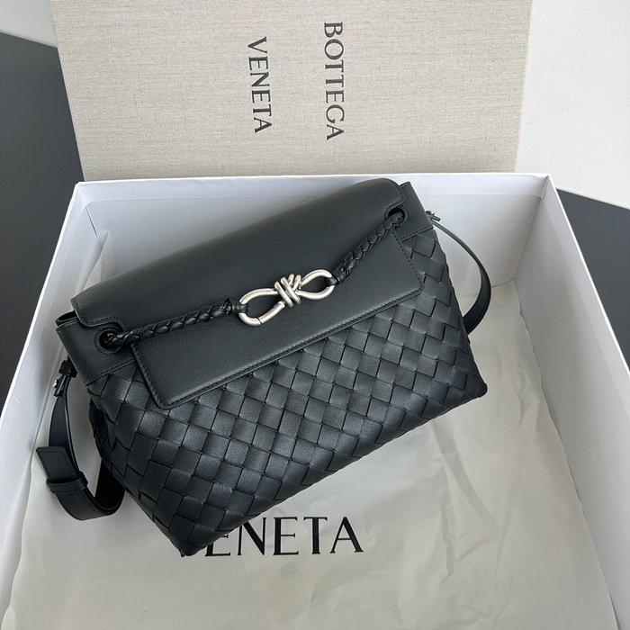 보테가베네타 스몰 안디아모 메신저백 815781 (컬러 블랙)